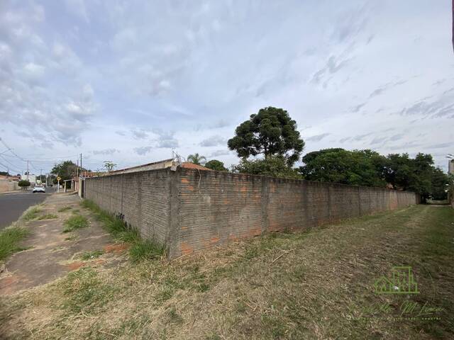 Terreno para Venda em Botucatu - 5